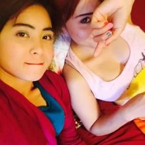 Meet your Posher, Aye